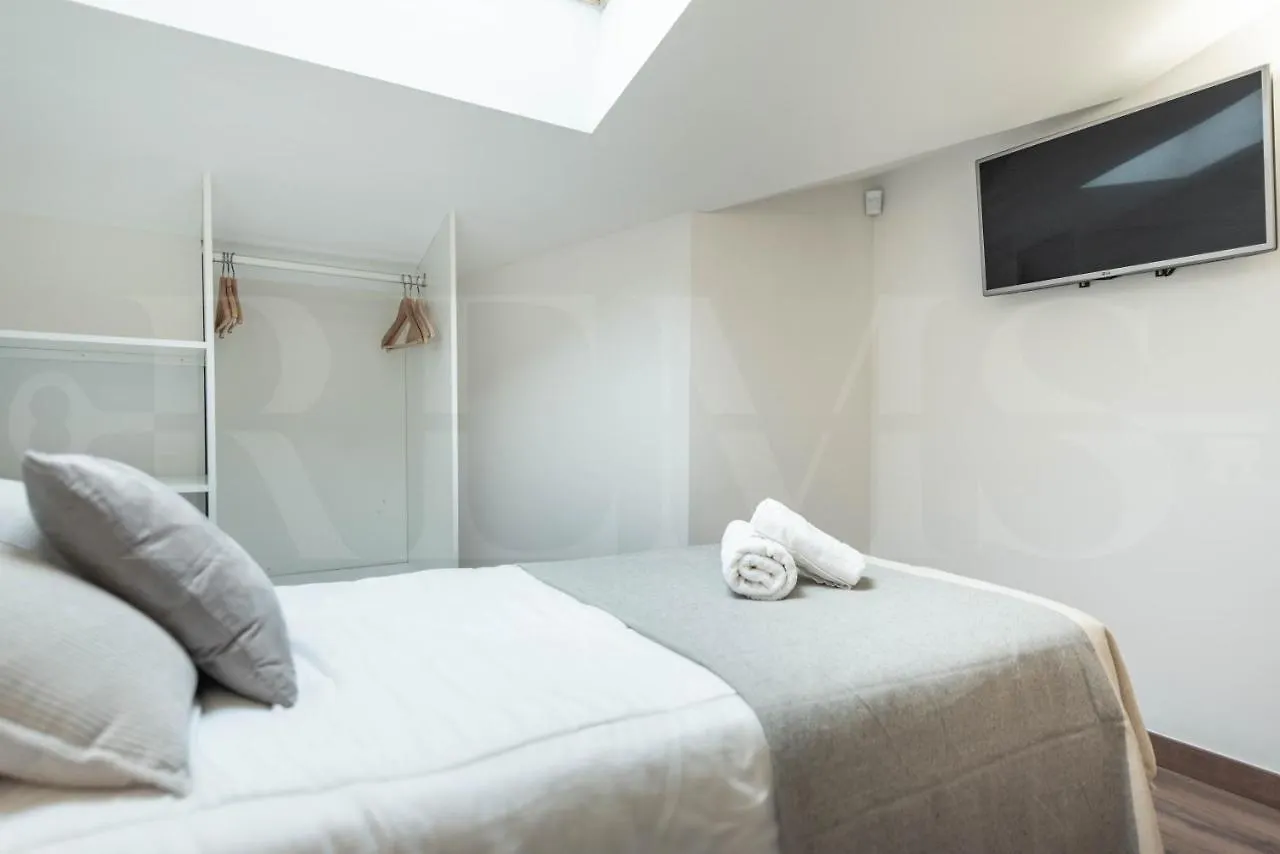 Lovely Duplex With Private Parking Near City Center By Rems Málaga