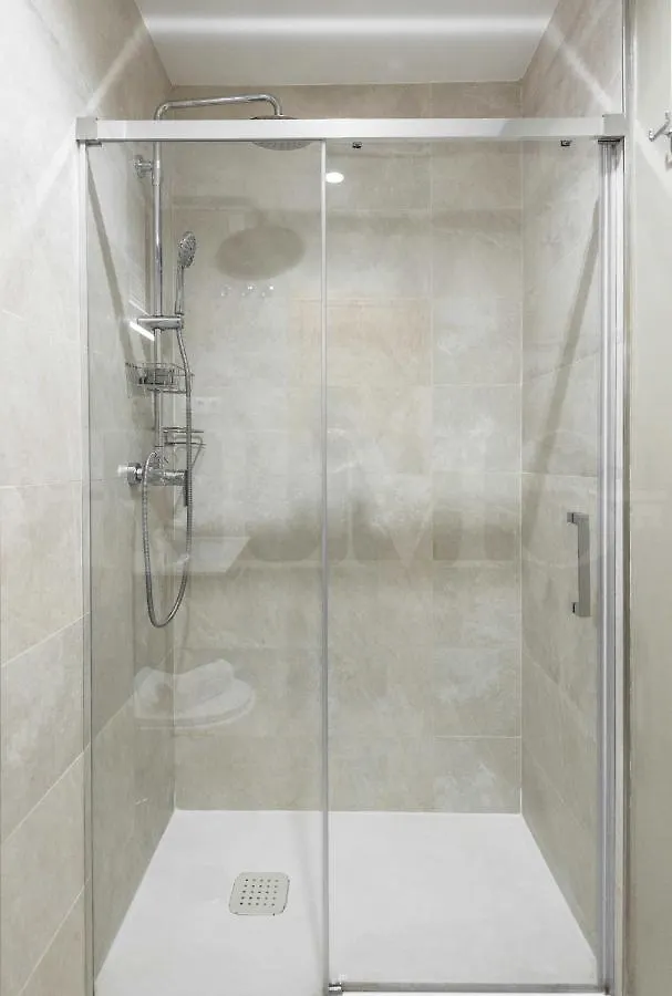 Apartamento Lovely Duplex With Private Parking Near City Center By Rems Málaga