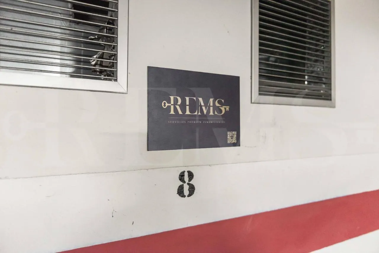 Lovely Duplex With Private Parking Near City Center By Rems Málaga 0*,